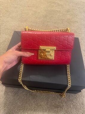Authentic Gucci Padlock Guccissima Red Leather Shoulder Bag GG Gold Hardware